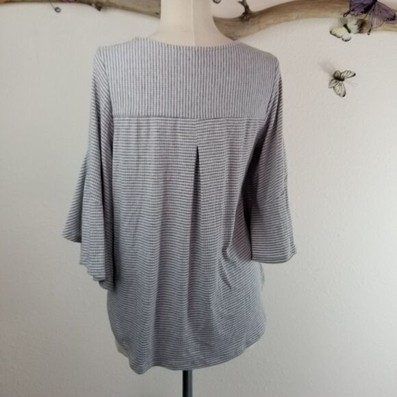 Pleione gray striped 3/4 bell ruffle sleeve top - Picture 2 of 6